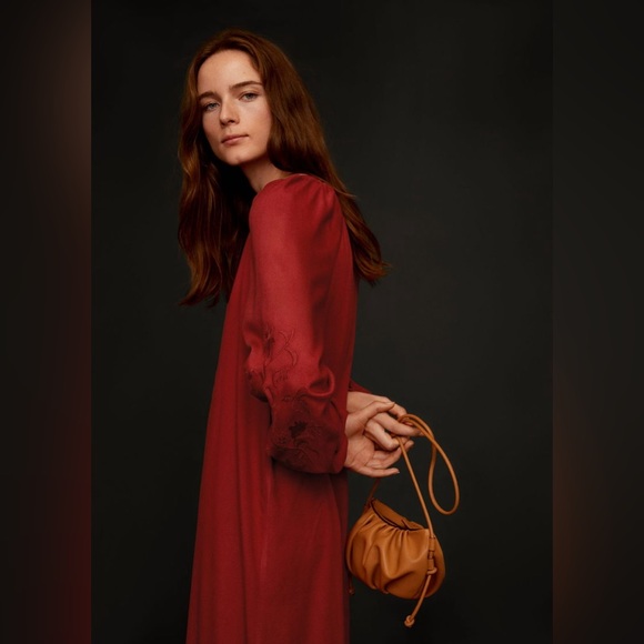 Mango Pleated Volume Tan Ruched Crossbody Bag - Picture 3 of 9